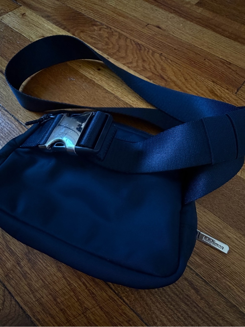 lululemon athletica Everywhere Belt Bag - Picture 5 of 12